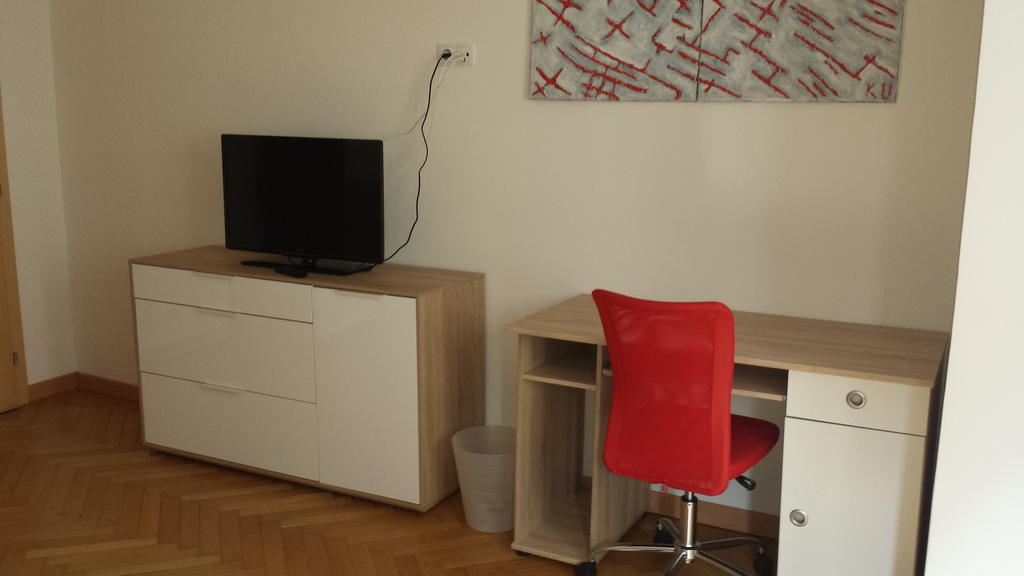 Rosengarten Apartments Bolzano Rum bild