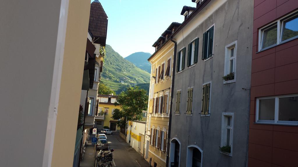 Rosengarten Apartments Bolzano Rum bild